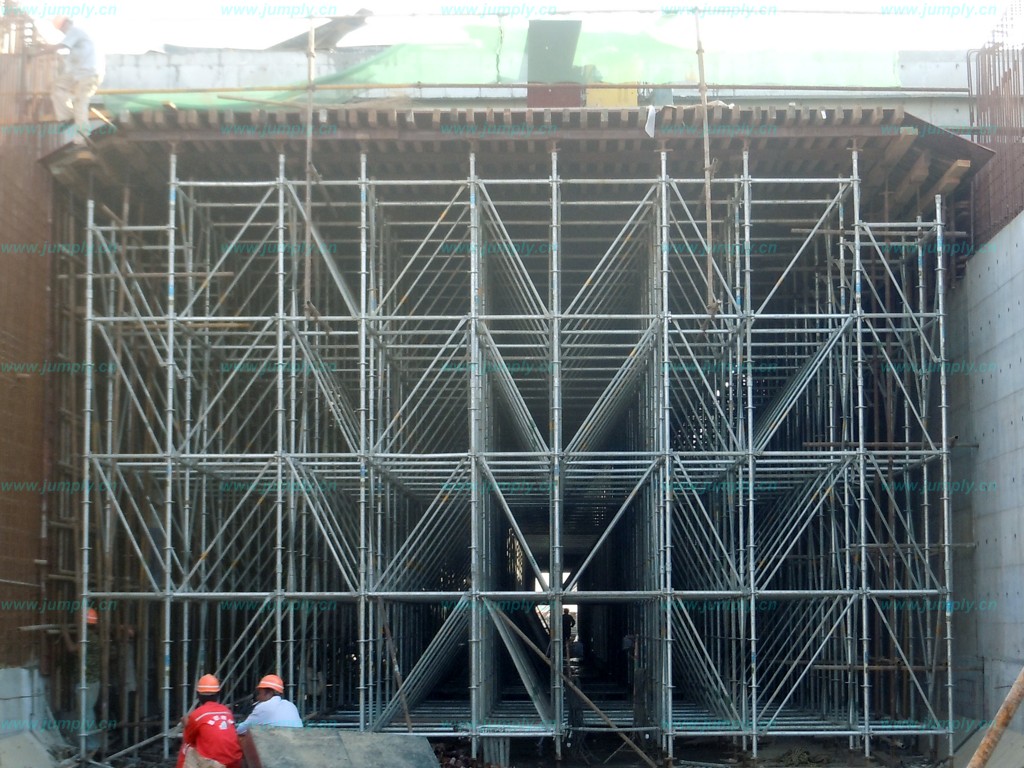 祿口機(jī)場(chǎng)立交橋涵洞工程